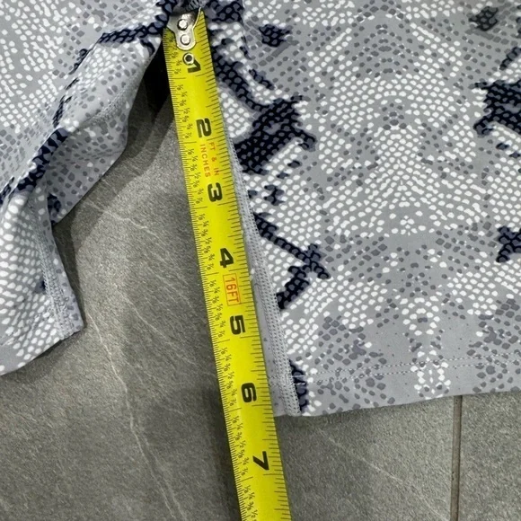 Varley Biker Shorts Albury Animal Print Bike Shorts Snakeskin Size small - Picture 6 of 9